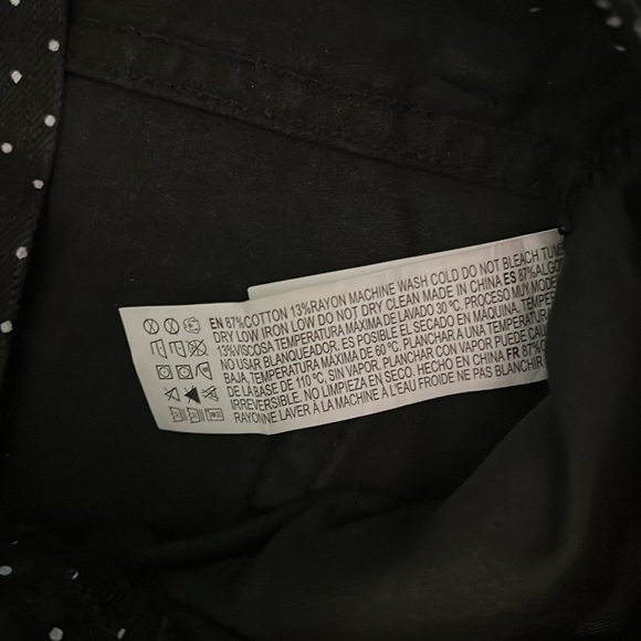 BLACK DENIM SHORTS - Picture 5 of 5